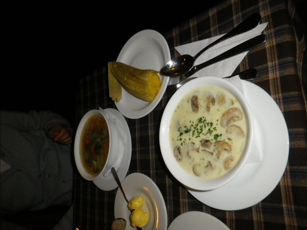 Dinner at Cafe Del Fraile01